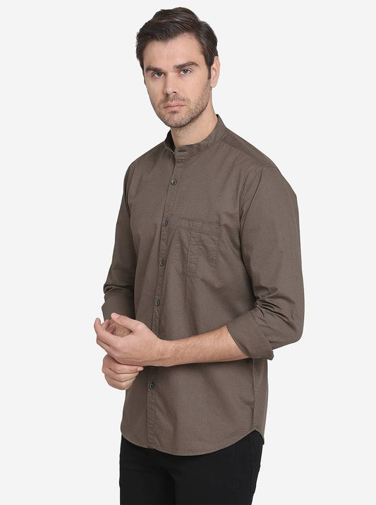 Dark Brown Solid Slim Fit Casual Shirt | JadeBlue