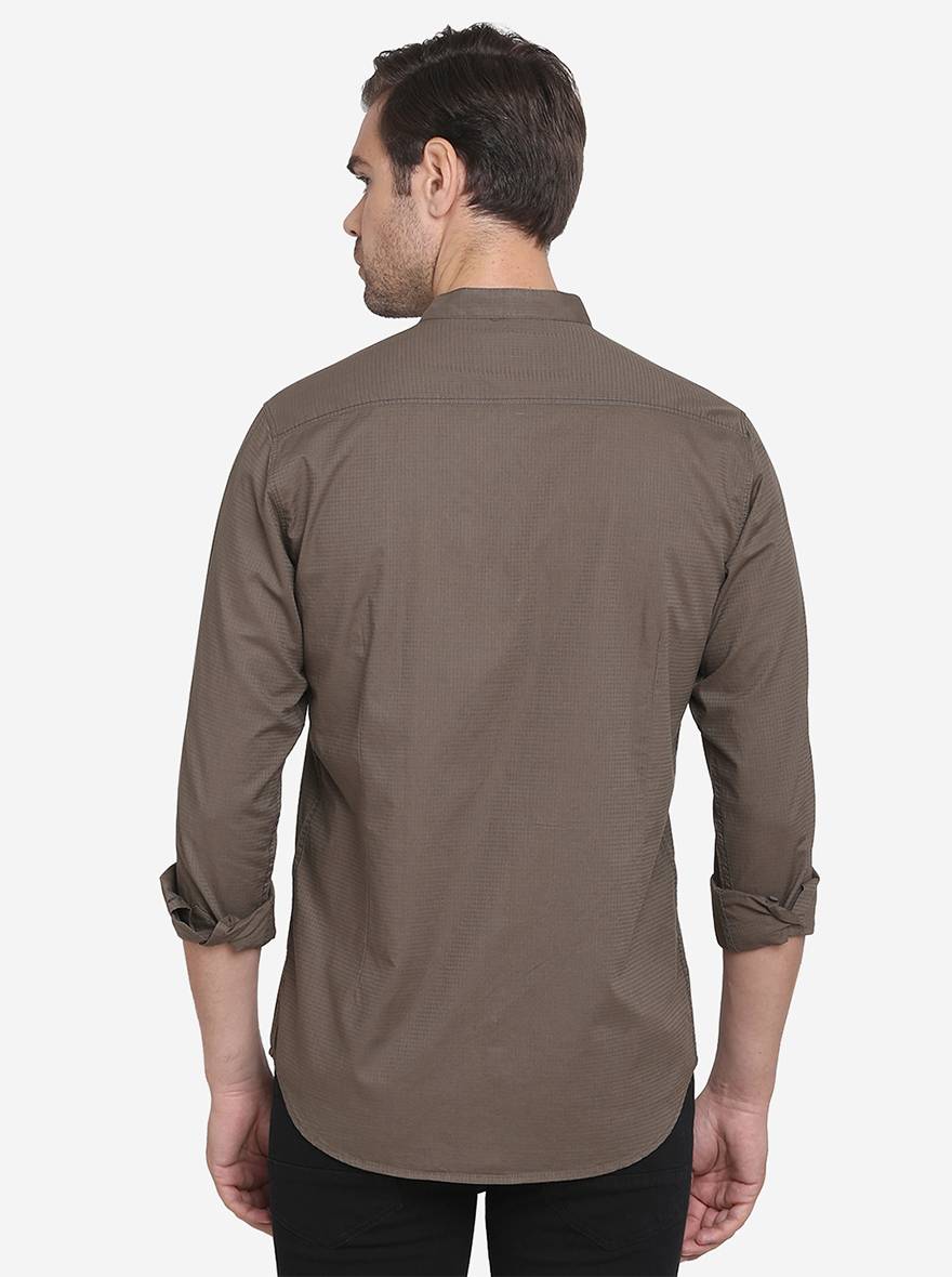 Dark Brown Solid Slim Fit Casual Shirt | JadeBlue