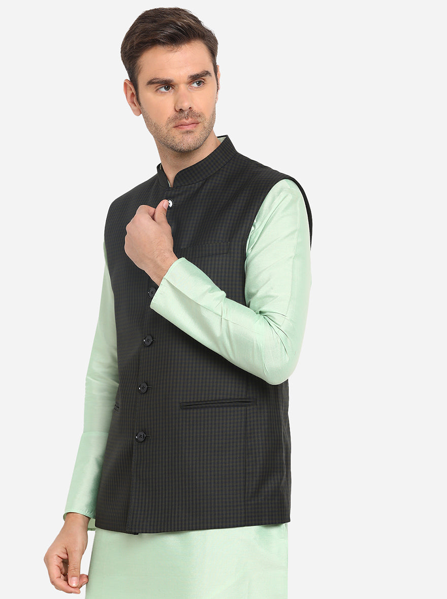 Navy Blue & Green Modi Jacket | JadeBlue