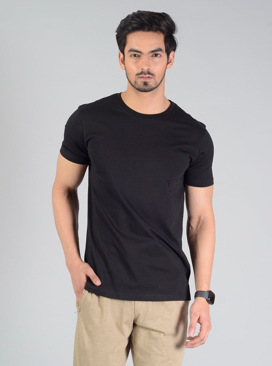 Black Solid Slim Fit T-Shirt | JadeBlue