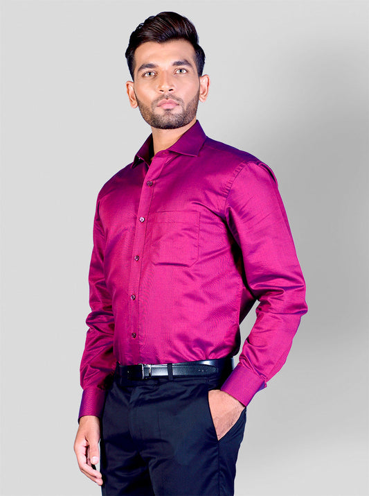 Magenta Solid Regular Fit Formal Shirt | JadeBlue