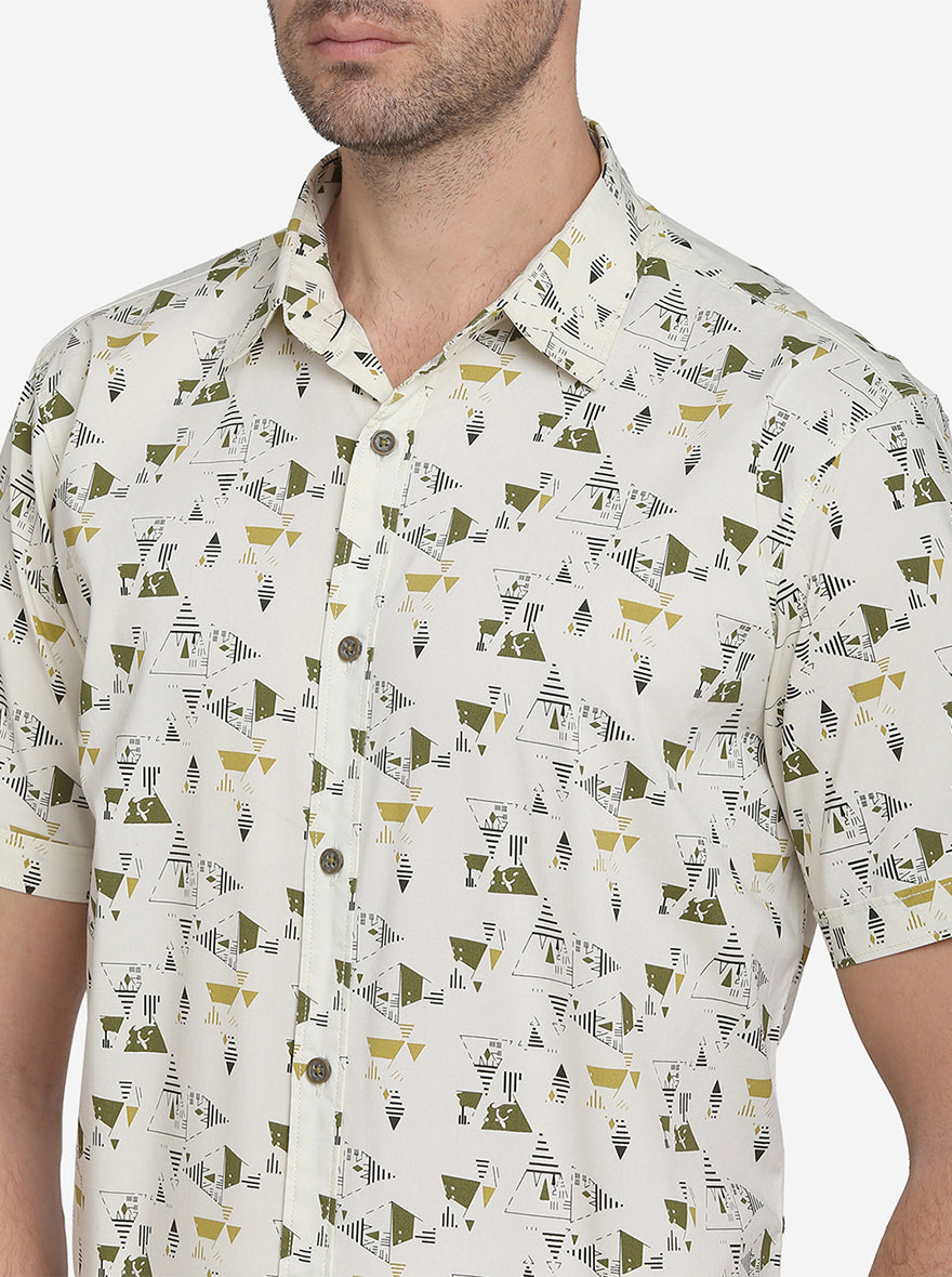 Light Green Printed Slim Fit Casual Shirt | JadeBlue