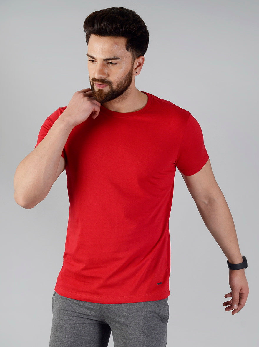 Red Solid Slim Fit T-Shirt | JadeBlue