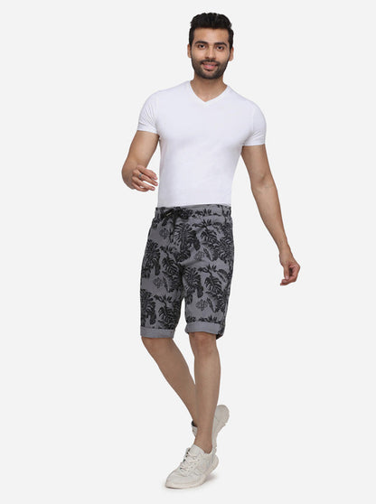 Grey Printed Regular Fit Capri | JadeBlue