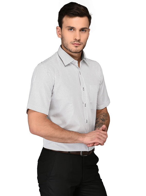 Greenfibre Black & White Striped Regular Fit Formal Shirt