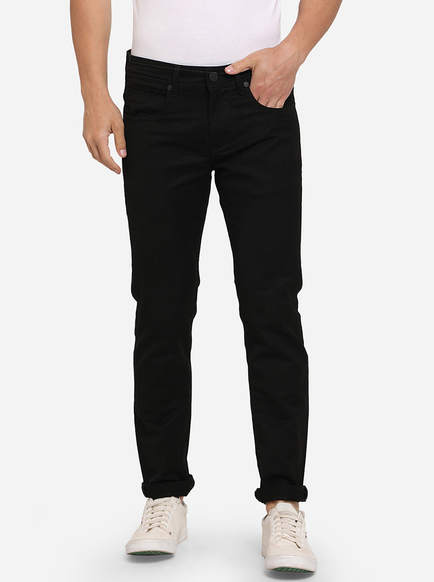 Jet Black Solid Slim Fit Jeans | JadeBlue Sport