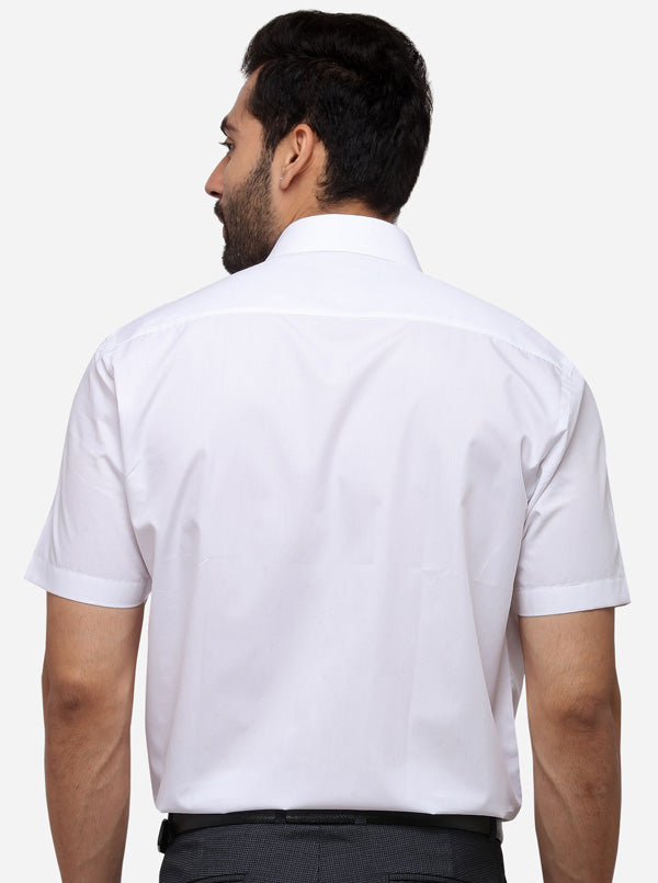 White Solid Regular Fit Formal Shirt | JadeBlue