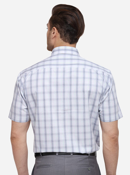 Light Grey Checked Regular Fit Formal Shirt | JadeBlue