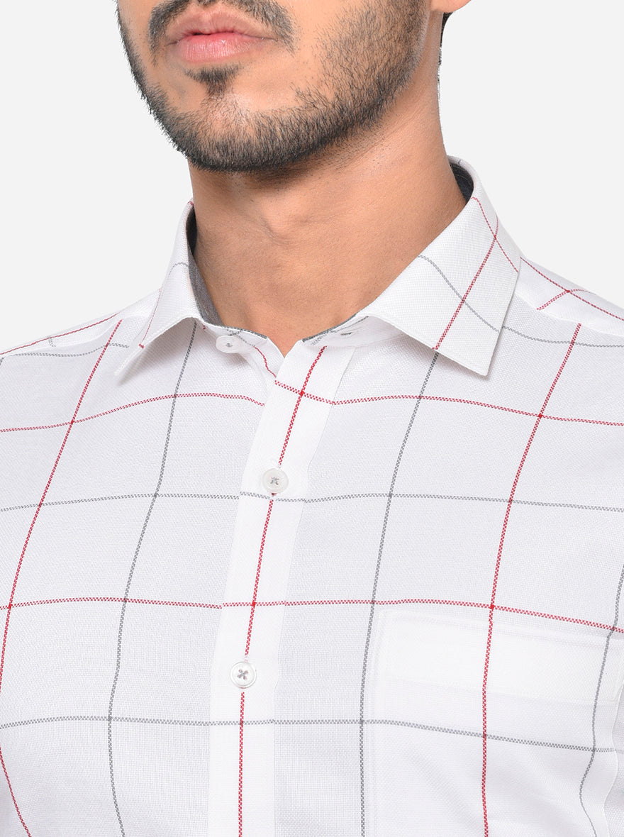 Snow White Checked Slim Fit Formal Shirt | JadeBlue