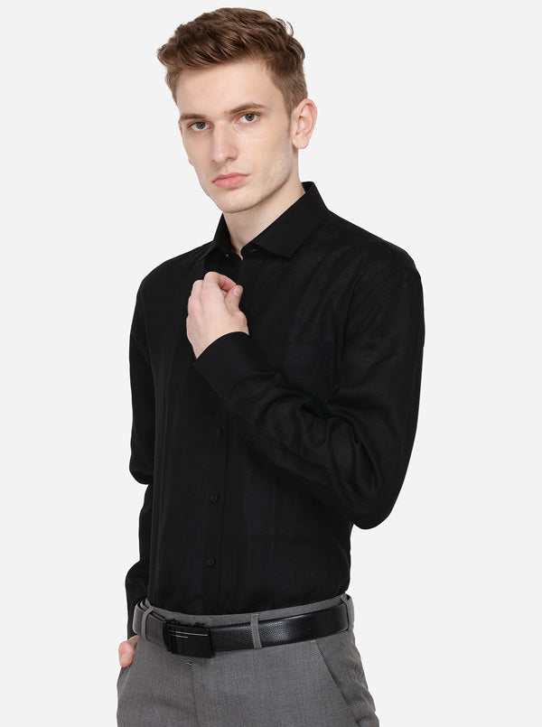 Black Solid Regular Fit Formal Shirt | JadeBlue