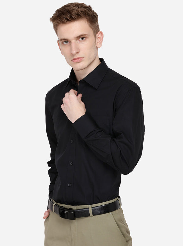 Black Solid Regular Fit Formal Shirt | JadeBlue