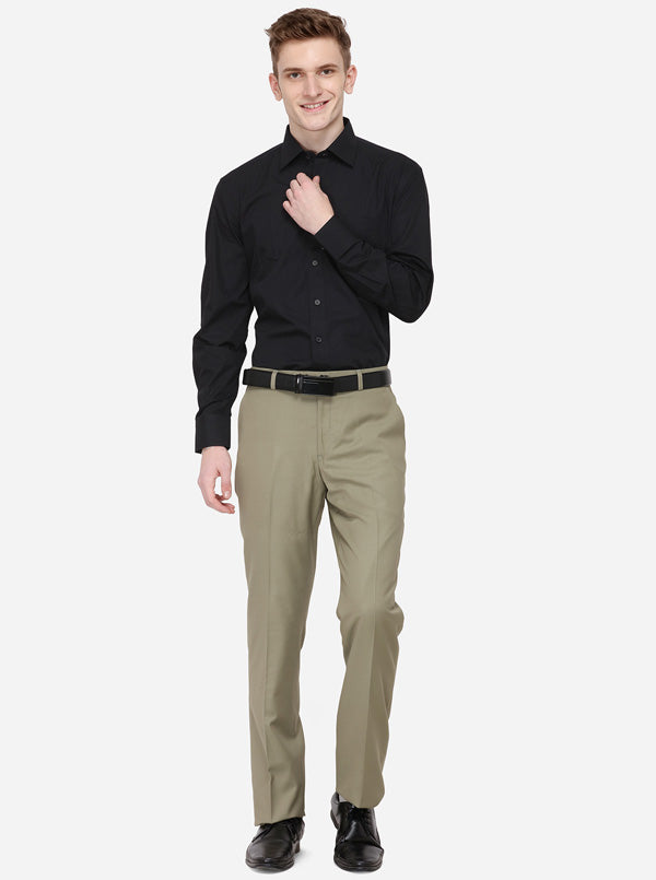 Black Solid Regular Fit Formal Shirt | JadeBlue