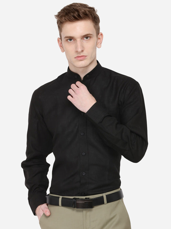 Black Solid Regular Fit Formal Shirt | JadeBlue