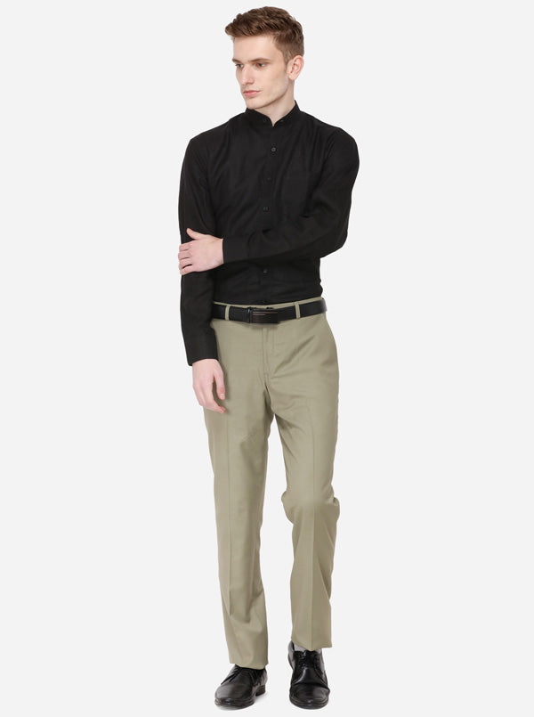 Black Solid Regular Fit Formal Shirt | JadeBlue