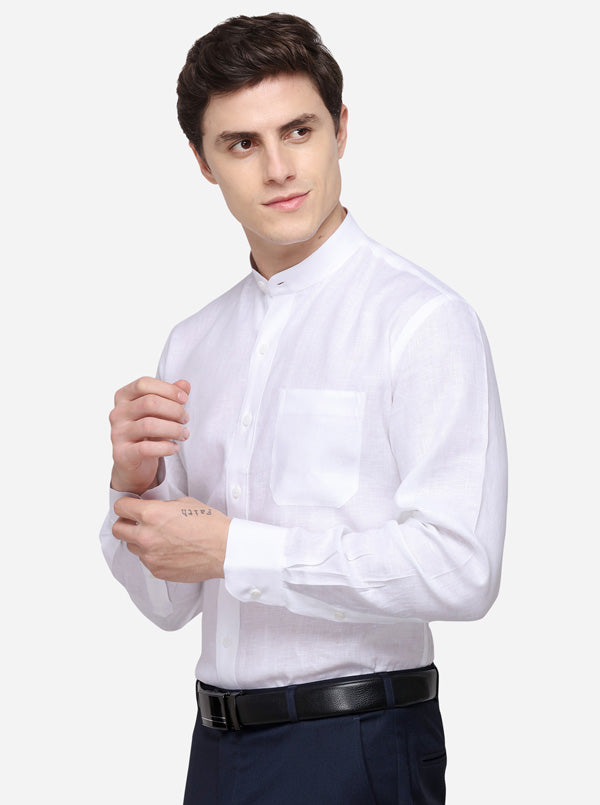 White Solid Regular Fit Formal Shirt | JadeBlue